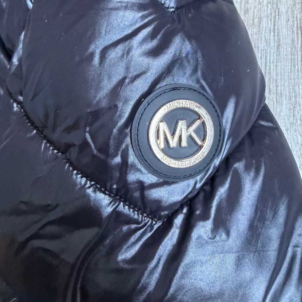 Michael Kors Womens Black Hooded Puffer Jacket Chevron Quilted Size S 155017 - Picture 7 of 7